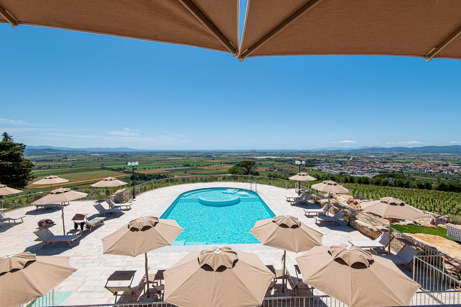 Castello Bonaria Wine & Spa Resort Campiglia Marittima Zewnętrze zdjęcie